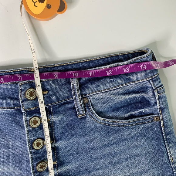 KanCan High Rise Button Fly Shorts Stone Medium Wash 28 - Picture 10 of 10